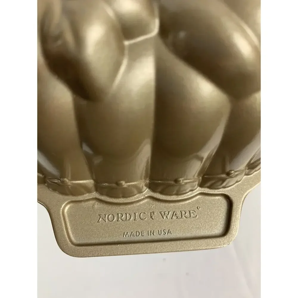 Nordic Ware PUMPKIN LOAF Bakeware 1 lb Pan Made in USA Baking Pan Harvest